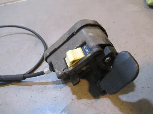Polaris Magnum 325 4X4 Throttle Lever 2001