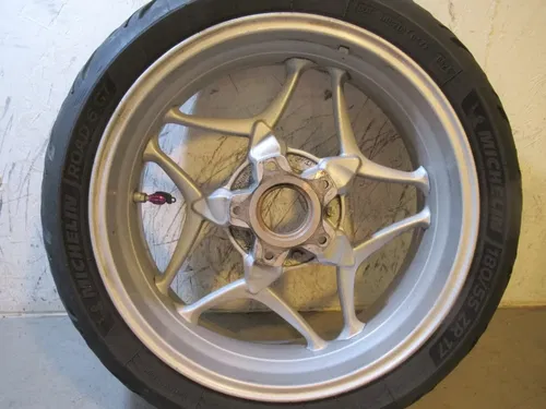 BMW R1200RT Wheel Tire Rear 180/55 17 2013