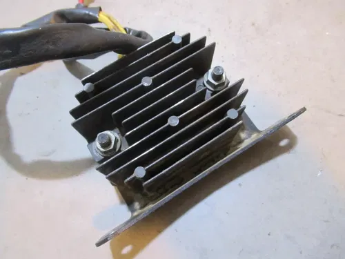 KTM LC4 640 Adventure Voltage Regulator 2002