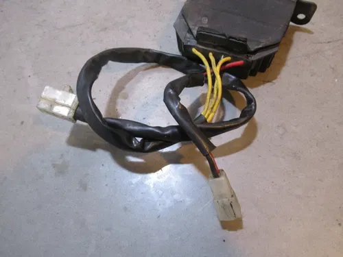 KTM LC4 640 Adventure Voltage Regulator 2002