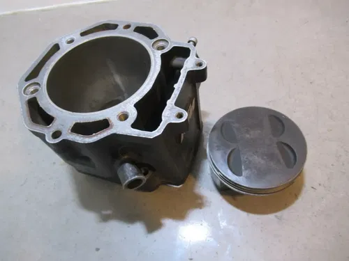KTM LC4 640 Adventure Cylinder Piston 2002 #2