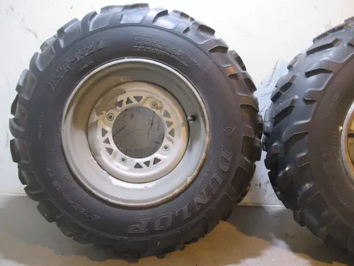 Polaris Xplorer 400 Wheels ITP Tires 25x8-12 Front 1999