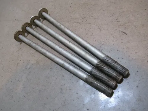 Polaris Magnum 325 4X4 Head Bolts 2000 #2