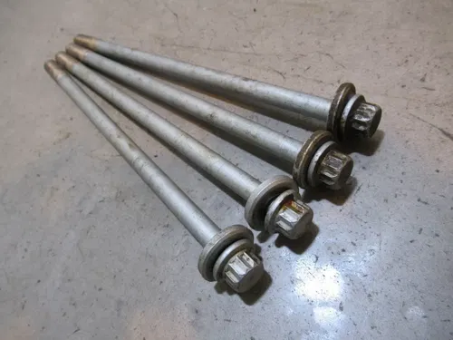 Polaris Magnum 325 4X4 Head Bolts 2000 #2