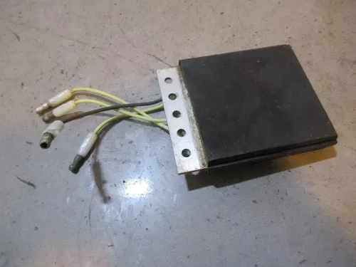 Polaris Magnum 325 4X4 Voltage Regulator 2001