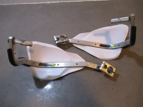 KTM LC4 640 Adventure Cycra Hand Guards 2002