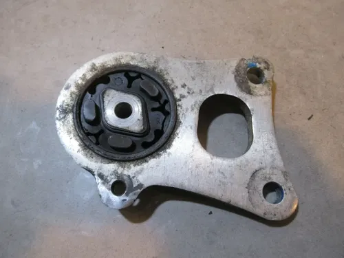 Arctic Cat M1000 Engine Mount Mag Side 2007 #4