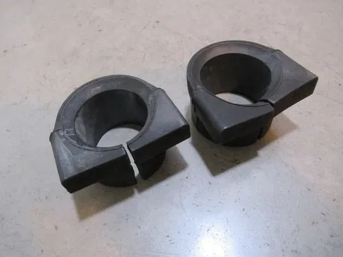 BMW F650 CS Tank Rubber Bushing Spacers 2003