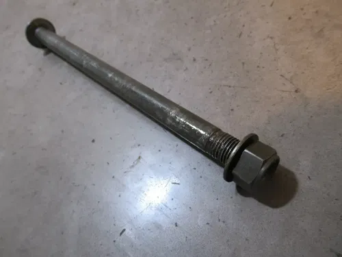 Yamaha TTR 125 Wheel Axle Front 2002