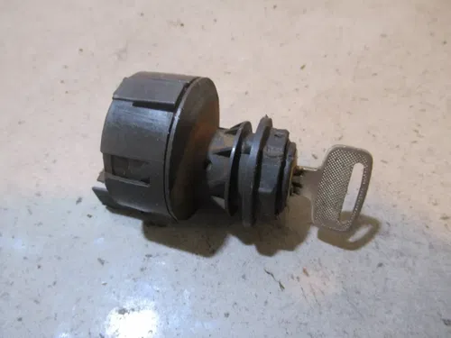 Polaris Magnum 325 4X4 Ignition Switch 2000 #2