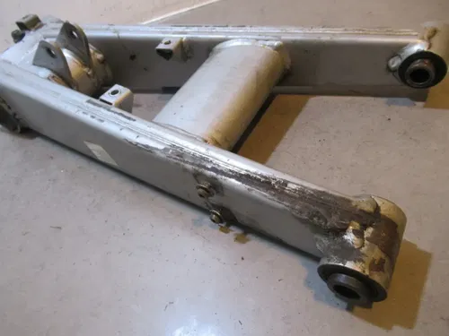 Polaris Outlaw 525 S Swingarm 2008