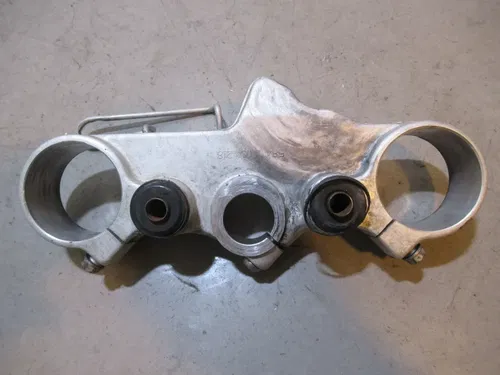 KTM LC4 640 Adventure Triple Clamp Top 2002