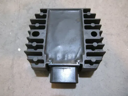 Yamaha SX Viper 700 Voltage Regulator 2003 #5