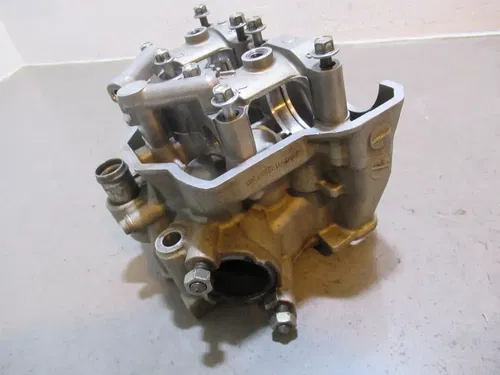 Suzuki RMZ 250 Head 2013