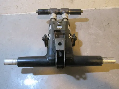 Yamaha Apex 1000 Rear Arm 2006 #4