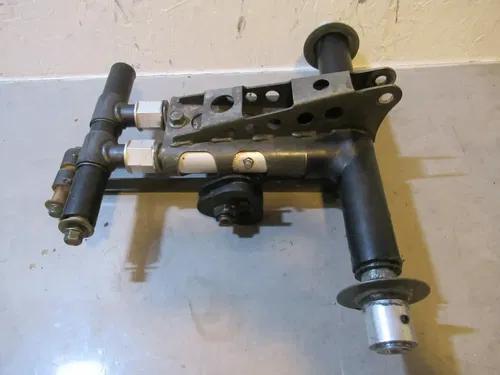 Yamaha Apex 1000 Rear Arm 2006 #3