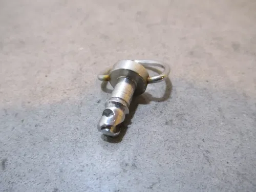 Yamaha Nytro MTX 1000 1/4 Turn Fastener 2008 #2