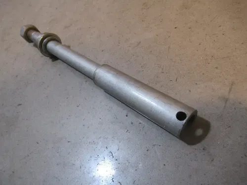 Husqvarna TR 650 Wheel Pin Shaft Front 2013