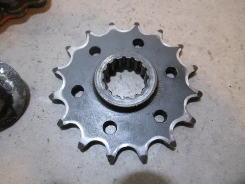 KTM LC4 640 Adventure Drive Chain Sprocket Front 2002