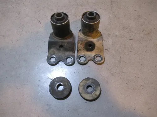 Yamaha Kodiak 400 Engine Stays Mounts 2001