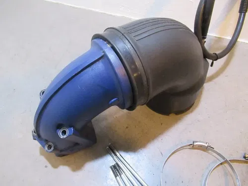 Yamaha Waverunner XL 700 Exhaust Joint 1999