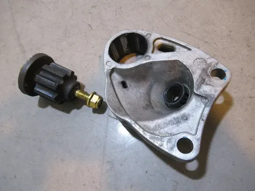 Arctic Cat M8000 Engine Mount Mag 2019
