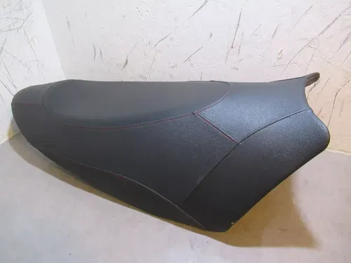 Yamaha Nytro MTX 1000 Seat 2013
