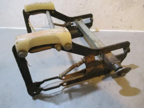 Yamaha ET340C Rear Axle Frame 79