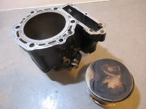Kawasaki KLR 650 Cylinder Piston 2015