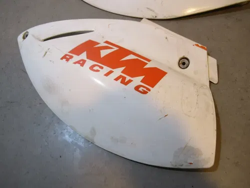KTM LC4 640 Adventure Fairings Left Right Rear 2002
