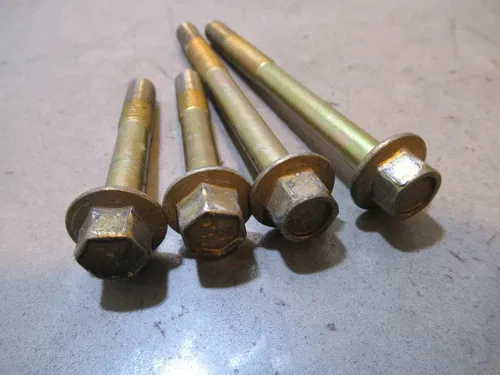 Polaris Axys Racer 600 Cylinder Bolt Set 2017