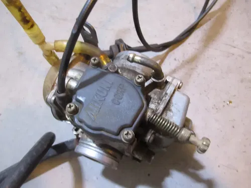 Polaris Magnum 325 4X4 Carburetor 2001
