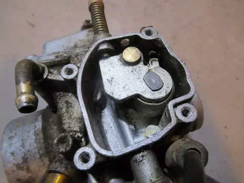 Polaris Magnum 325 4X4 Carburetor 2001