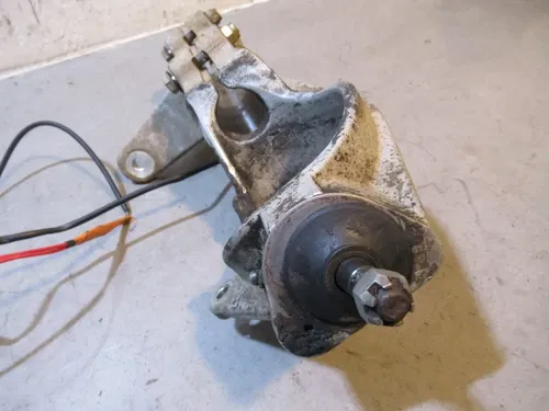 Polaris Xplorer 400 Strut Left 1999