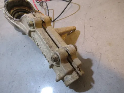Polaris Xplorer 400 Strut Left 1999