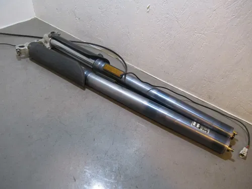KTM LC4 640 Adventure Forks Left Right 2002