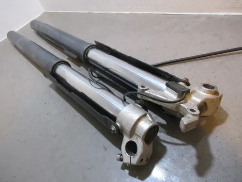 KTM LC4 640 Adventure Forks Left Right 2002