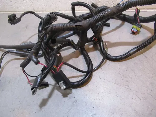 Ski Doo Grand Touring 550 Harness Main 2010