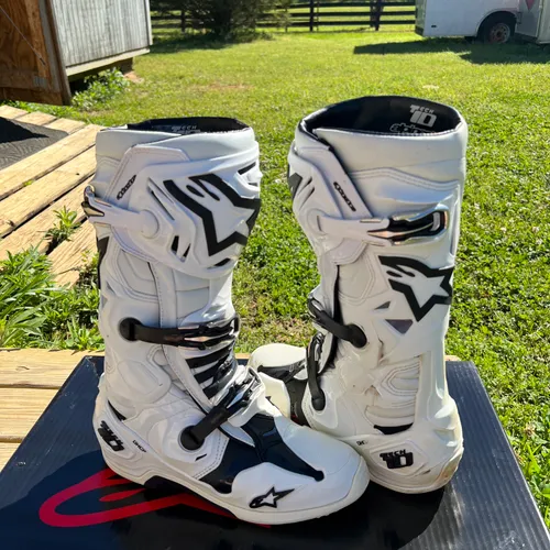 Alpinestars Tech 10 White Boots - Size 9