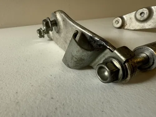 2003 HONDA CRF450R ENGINE MOTOR MOUNT STAY BRACKETS