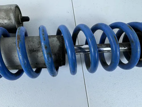 1993 KAWASAKI KX125 REAR SHOCK ABSORBER SUSPENSION SPRING 45014-1541-W1