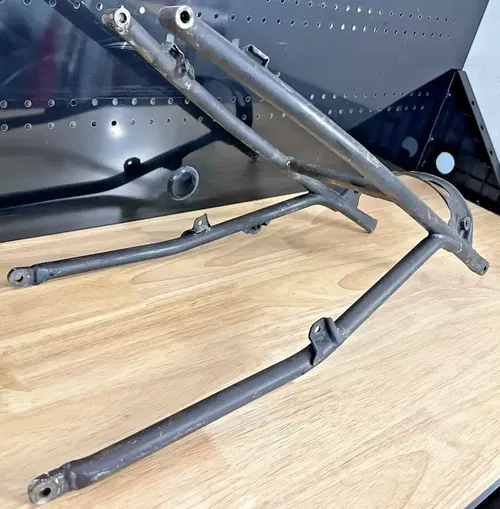 1990 Honda CR250R OEM Subframe Rear Back Sub Frame 50140-KZ3-700ZA