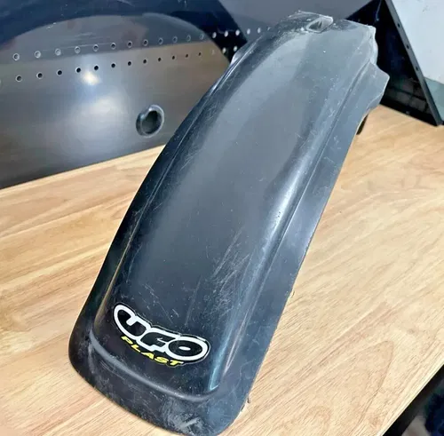 1983 - 1991 Honda CR125R CR250R CR500R Front Fender UFO Plastic