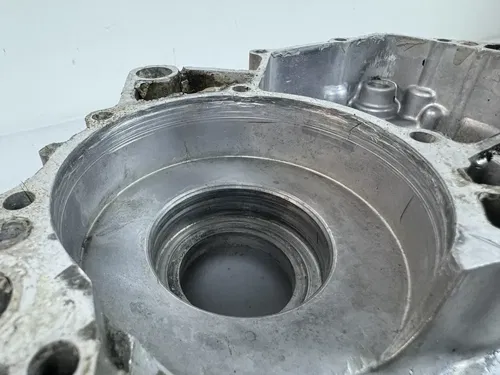 * NEEDS REPAIR? * 1993 KAWASAKI KX125 OEM LEFT SIDE CRANKCASE CRANK CASE ENGINE