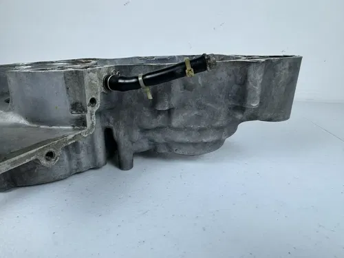 * NEEDS REPAIR? * 1993 KAWASAKI KX125 OEM LEFT SIDE CRANKCASE CRANK CASE ENGINE