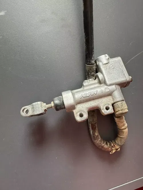 07-09 SUZUKI RMZ250 OEM REAR BACK BRAKE SYSTEM CALIPER HOSE MASTER CYLINDER