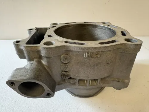 2002 - 2003 HONDA CRF450R OEM CYLINDER