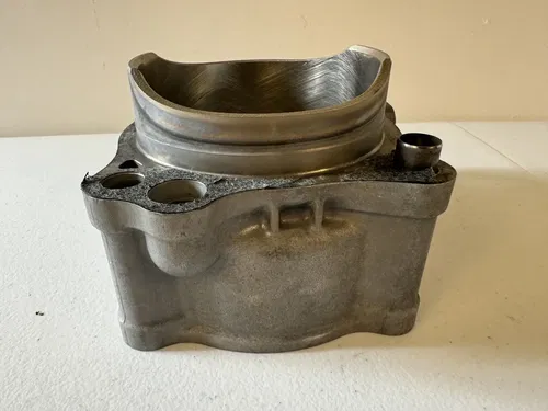 2002 - 2003 HONDA CRF450R OEM CYLINDER