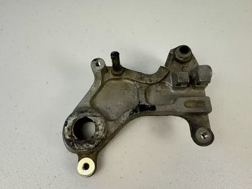HONDA CR125R CR250R CR500R REAR BRAKE CALIPER HANGER BACK MOUNTING BRACKET