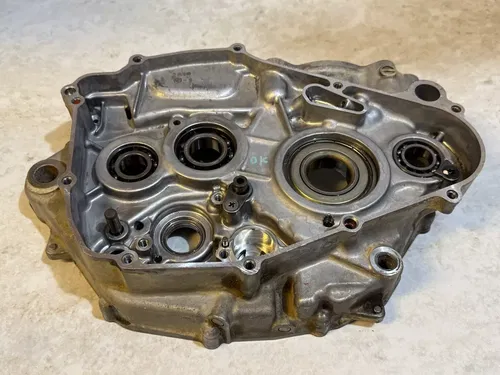 19-23 KAWASAKI KX450F KX 450 RIGHT ENGINE MOTOR CRANKCASE CRANK CASE M4483